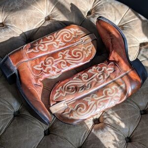 Justin Boots Brown Leather Western Point Toe Cowboy Boots Size 8.5D Hardly Worn